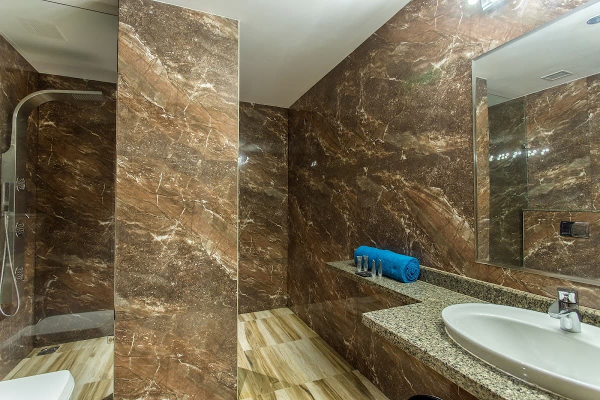 Our Hotel — view 4